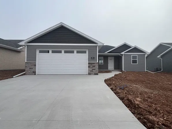 355 Tanha Trl, Kimberly, WI 54136