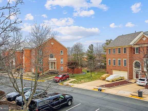 4th image of 6400 Gladys May Ln