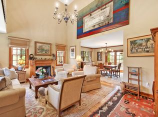 52 Manor Ln S, East Hampton, NY 11937
