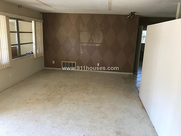 2nd image of 5949 30th Ave N
