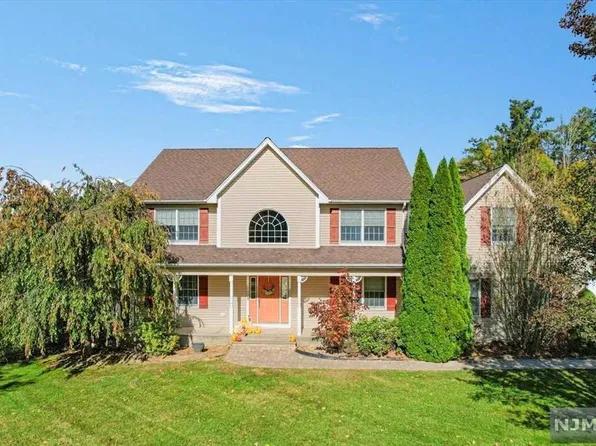 4 Kristen Ln, Vernon, NJ 07462