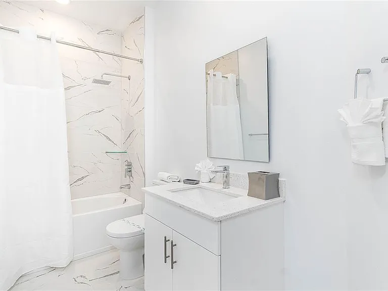 277 Famagusta Dr — Photo 15