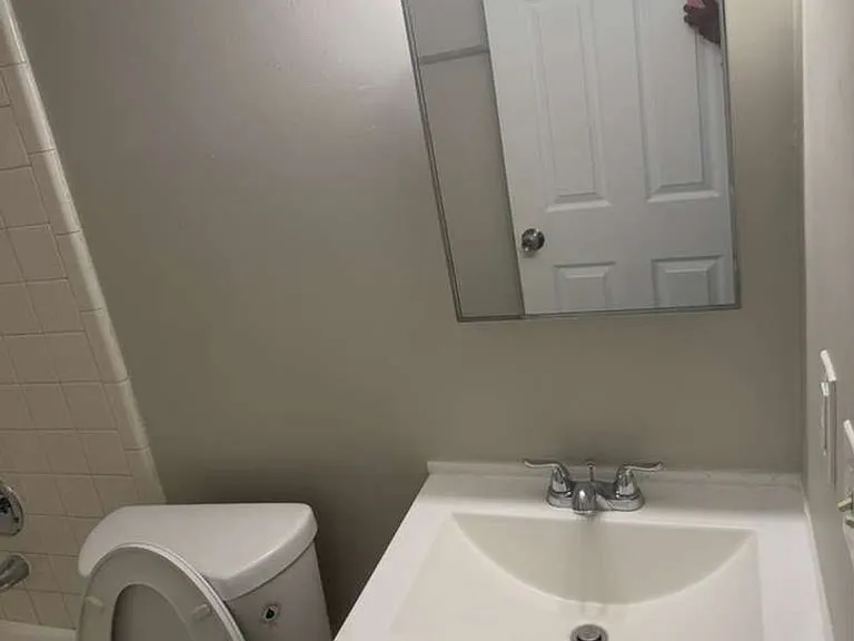 2100 Harrison Ave — Photo 5