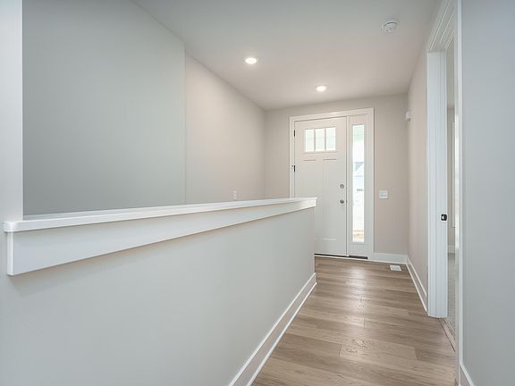 4th image of 780 Janelle Ct #10
