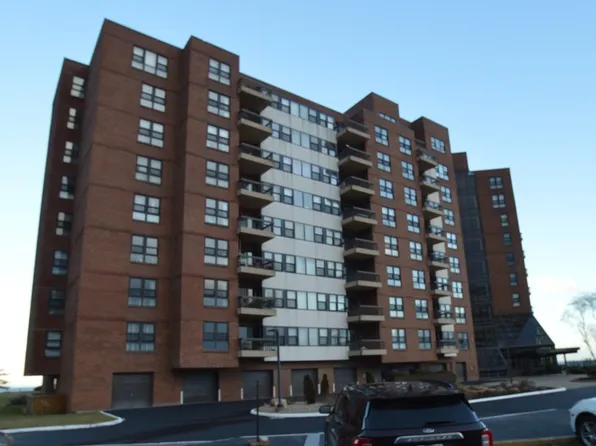 1 Seal Harbor Rd APT 414, Winthrop, MA 02152