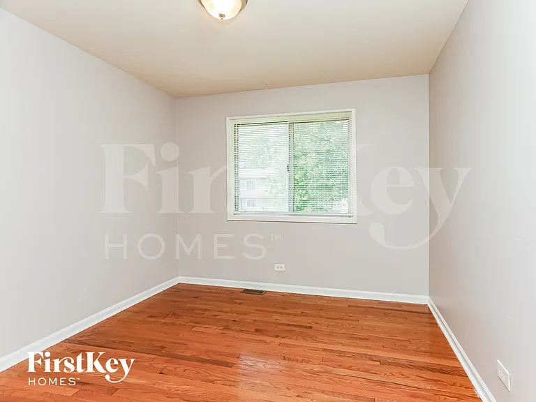 48 Cloverleaf Rd — Photo 9