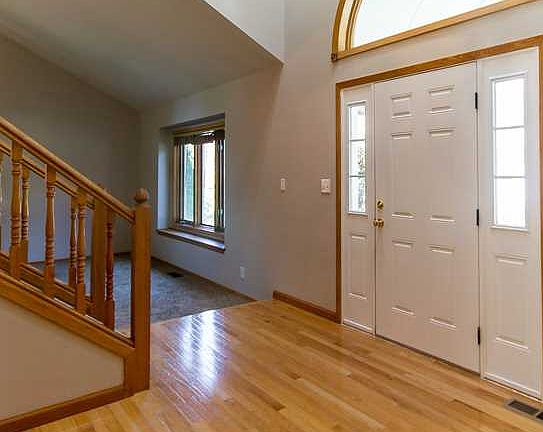 2nd image of 4512 Toyon Dr