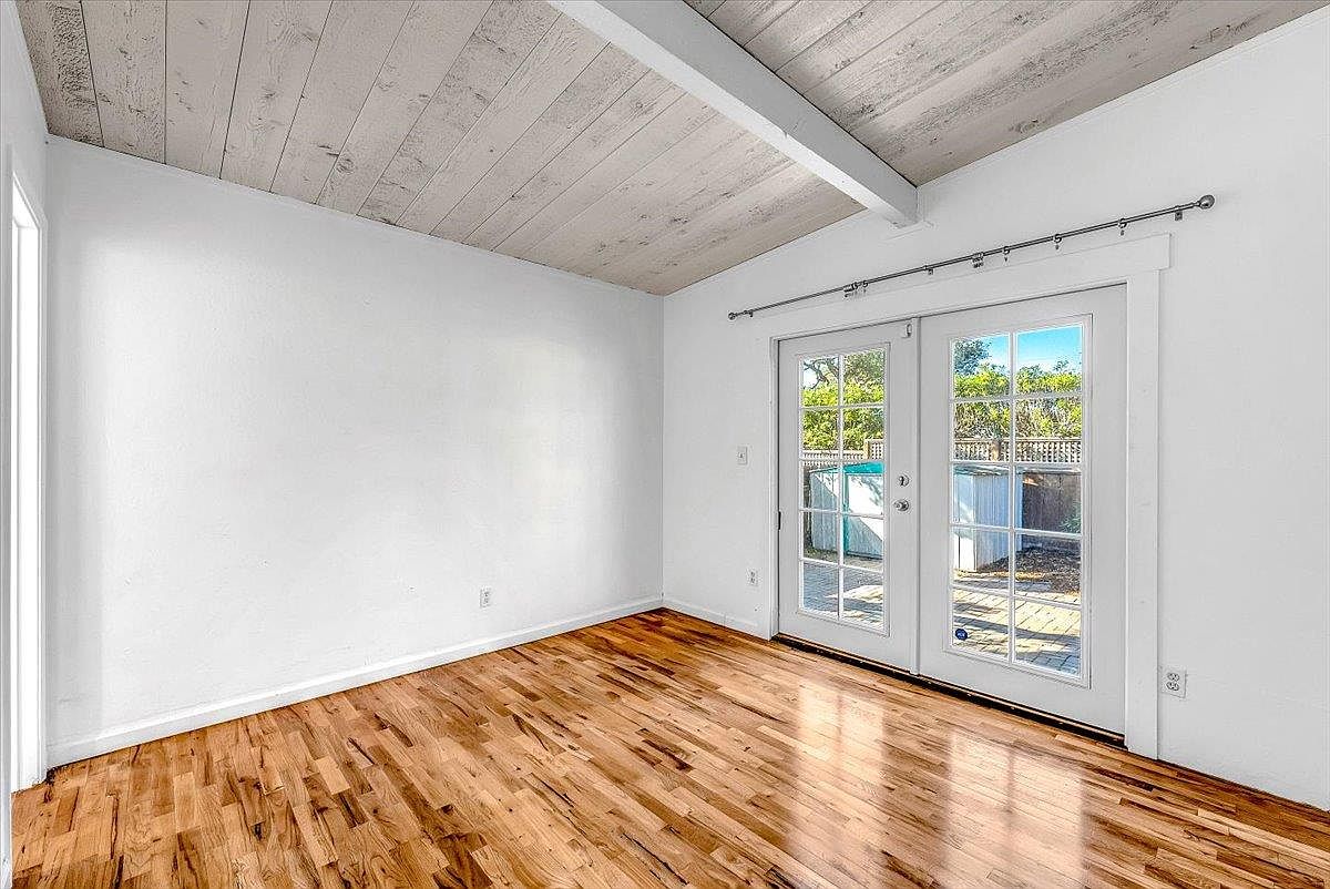 Pacific Grove, CA 93950