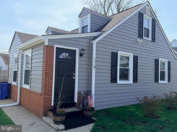 2nd image of 8217 Cornwall Rd