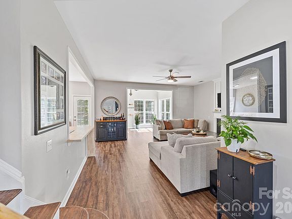 5th image of 173 Coronilla Rd
