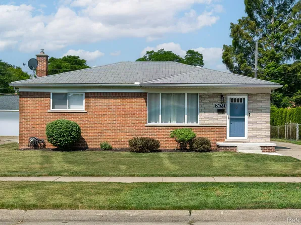26731 Kelsey Dr, Warren, MI 48091