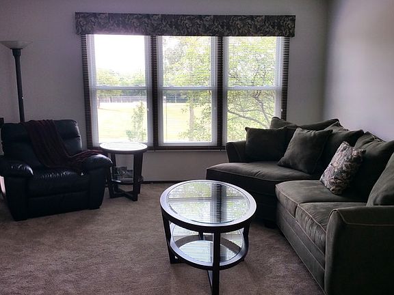 3rd image of 238 Winston Ln