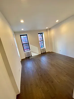 Rented by Douglas Elliman | media 16