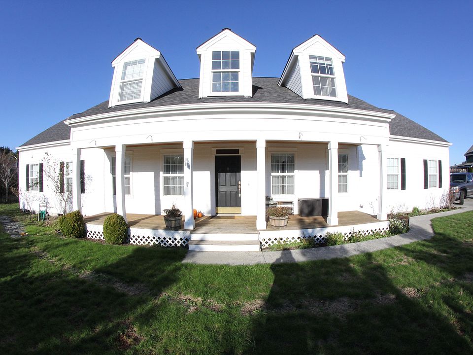 1st image of 606 NW Glenwood Ct