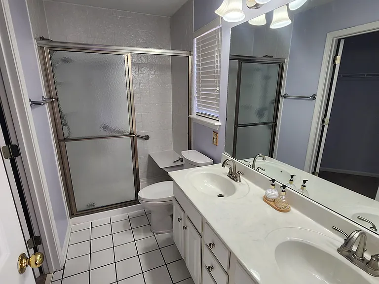 10828 Glenway Pl — Photo 23