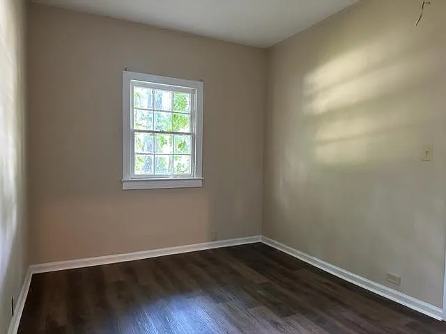 2 bed, 717 sqft, $975 — Photo 3