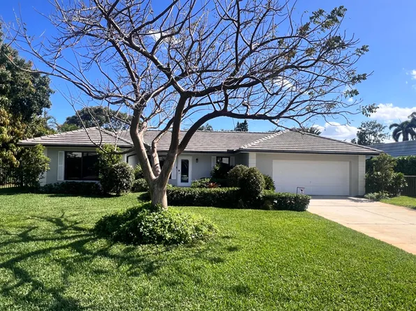 820 Canary Walk, Gulf Stream, FL 33483