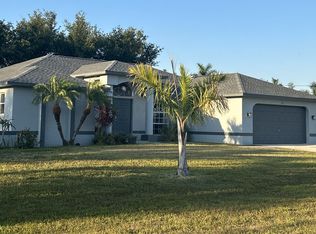 145 SE 9th Ter, Cape Coral, FL 33990