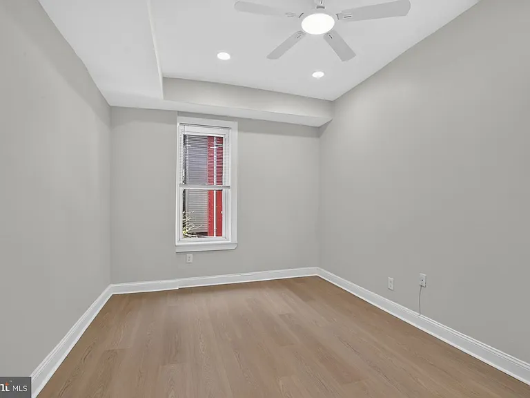 630 N 2nd St #2 — Photo 15