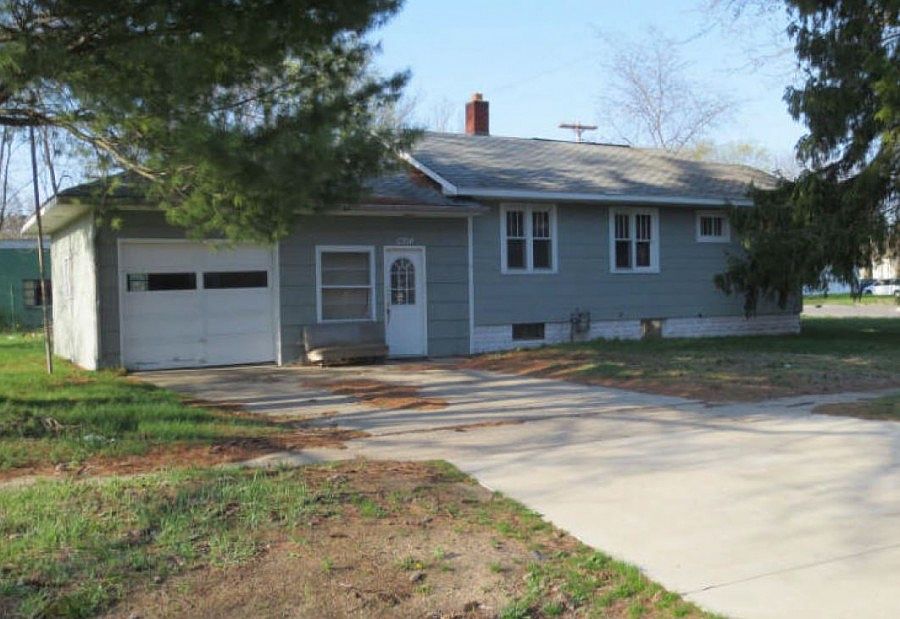 2nd image of 4527 Harding Ct
