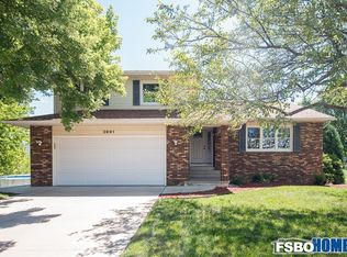 3991 Utica Ridge Rd, Bettendorf, IA 52722