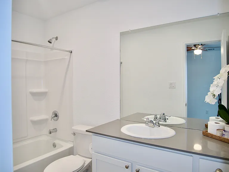 7627 Chancery Gate — Photo 26