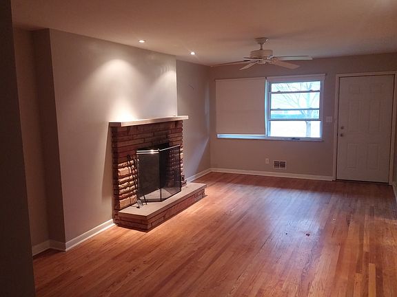 5th image of 299-301 Broad Meadows Blvd