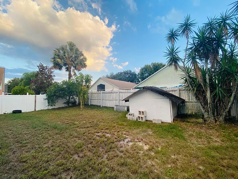 10918 Rushwood Way — Photo 13