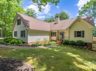 6230 Winds Ct, Clover, SC 29710
