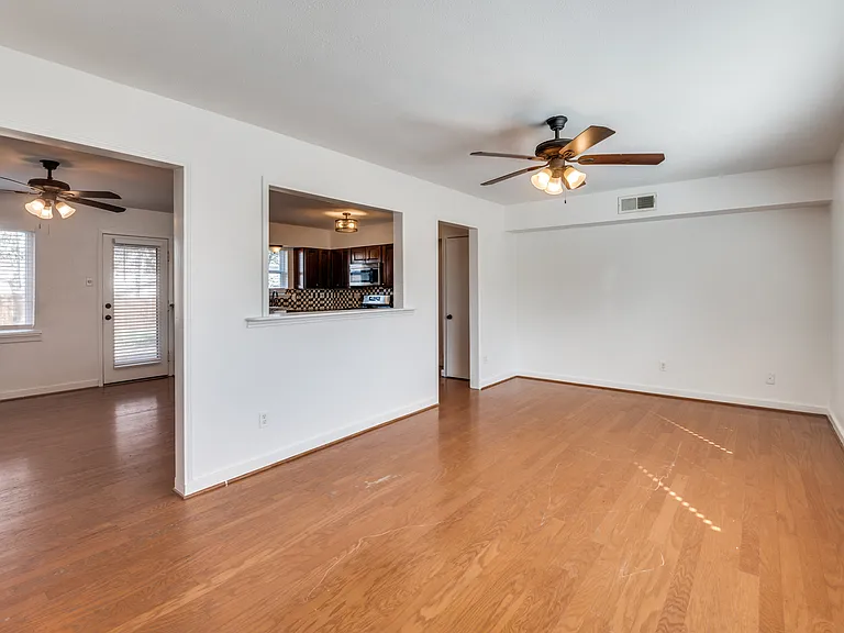 14423 Sunrose Ln — Photo 7
