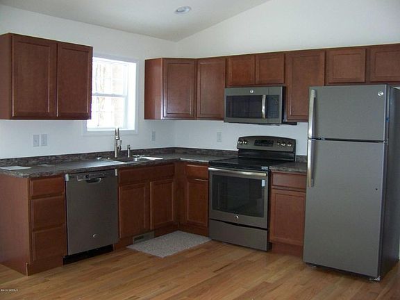2nd image of 45 Parkview Ave