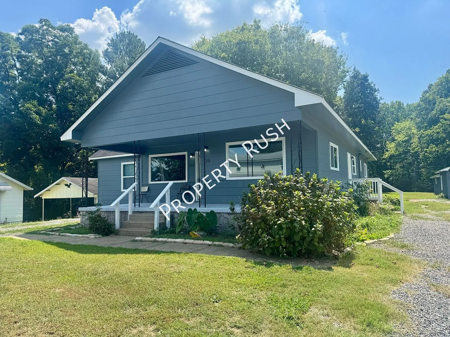 177-179 Hargrave Rd — Photo 3
