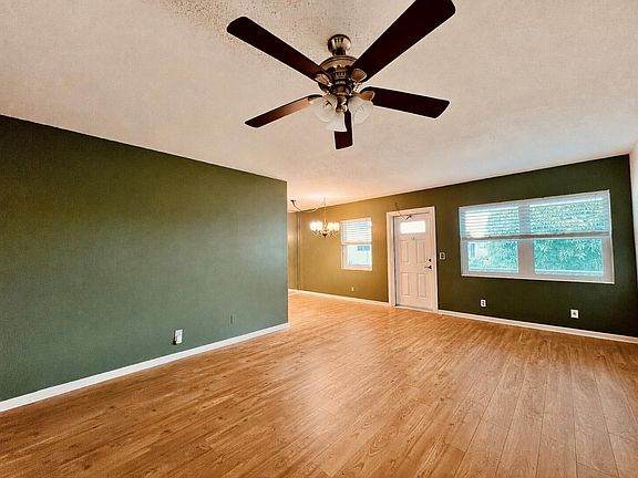 4th image of 210 Easthampton I