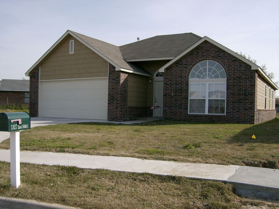 Front of home built in 2006