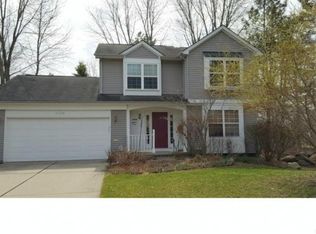 31109 Cedar Creek Dr, Farmington Hills, MI 48336