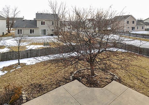 3rd image of 20843 W Aspen Ct
