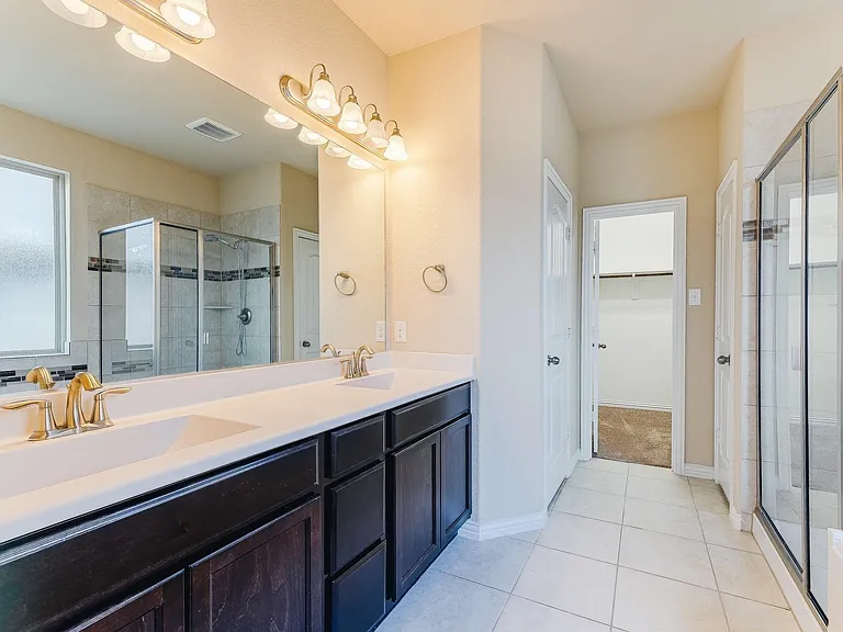 4713 Lake Cove Way — Photo 12