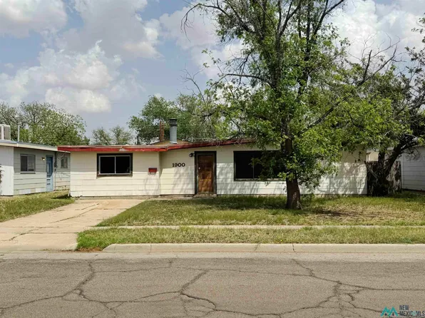 1900 N Penasco Dr, Hobbs, NM 88240