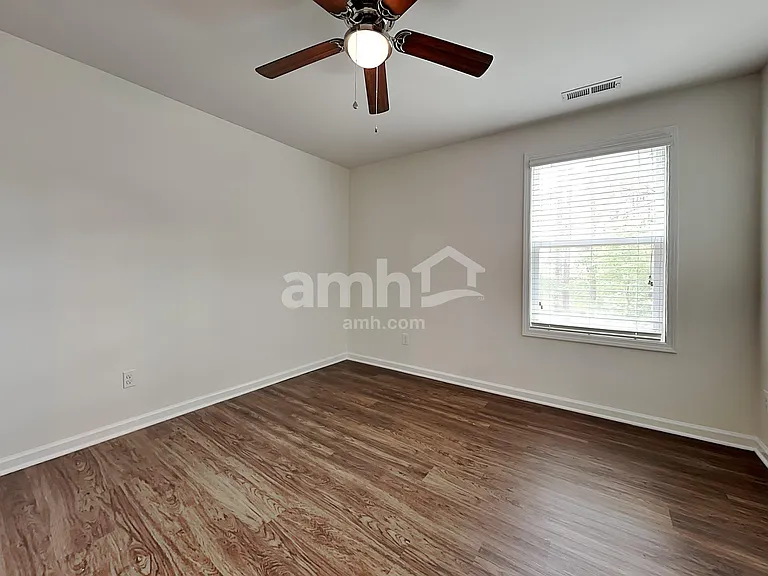 305 Switchback St — Photo 20
