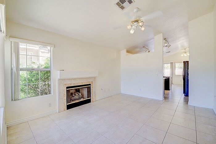 1st image of 4178 Lucas Ave
