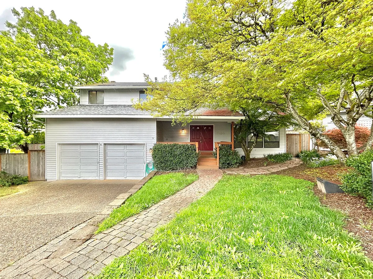 Building Photo - 7134 SW 182nd Ave
