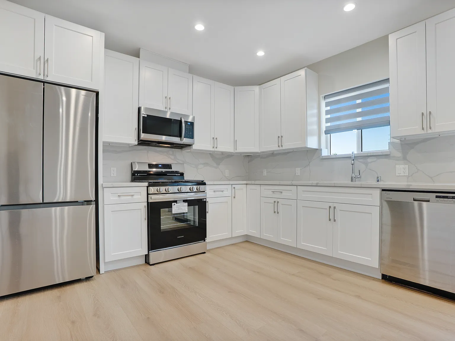 1 bed, 450 sqft, $2,200 — Photo 2