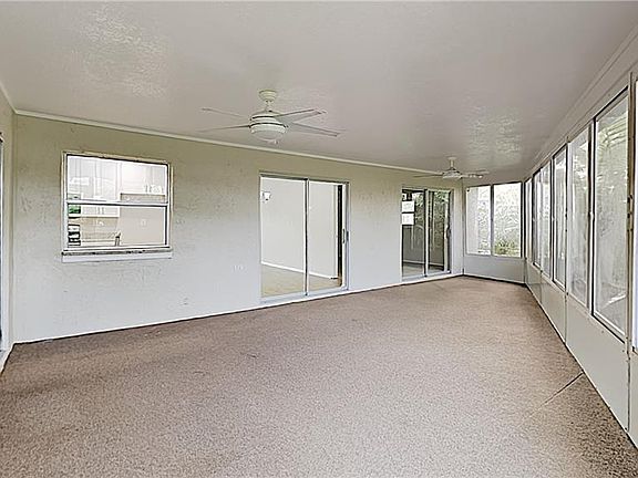 4th image of 706 Leeward Way