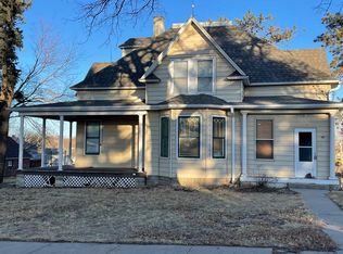 415 Elm St, Clarkson, NE 68629