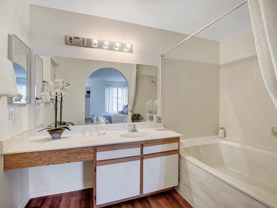 Canyon Creek Villas