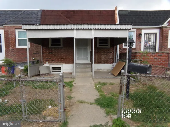 1044 Ash Rd, Sharon Hill, PA 19079