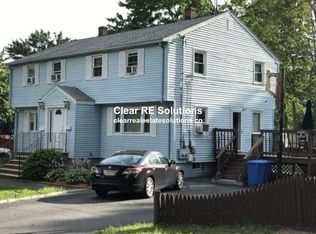 1 Bartlett Dr #2, Woburn, MA 01801