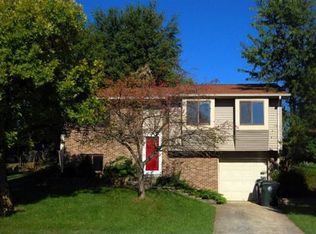 573 Elk Lake Dr, Lexington, KY 40517