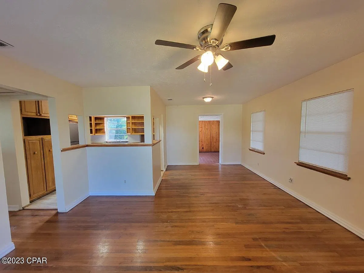 4 bed, 1824 sqft, $1,850 — Photo 2