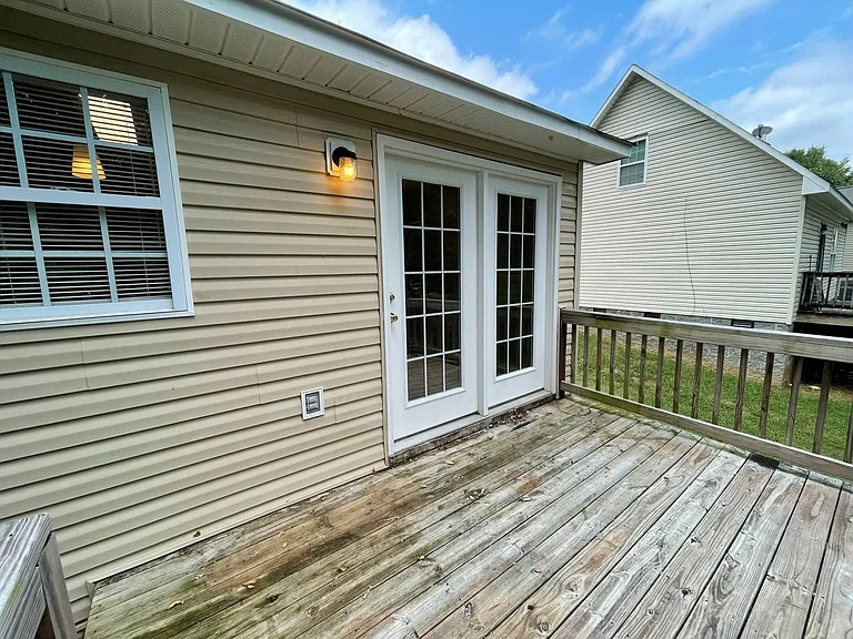 2019 Rath St — Photo 25